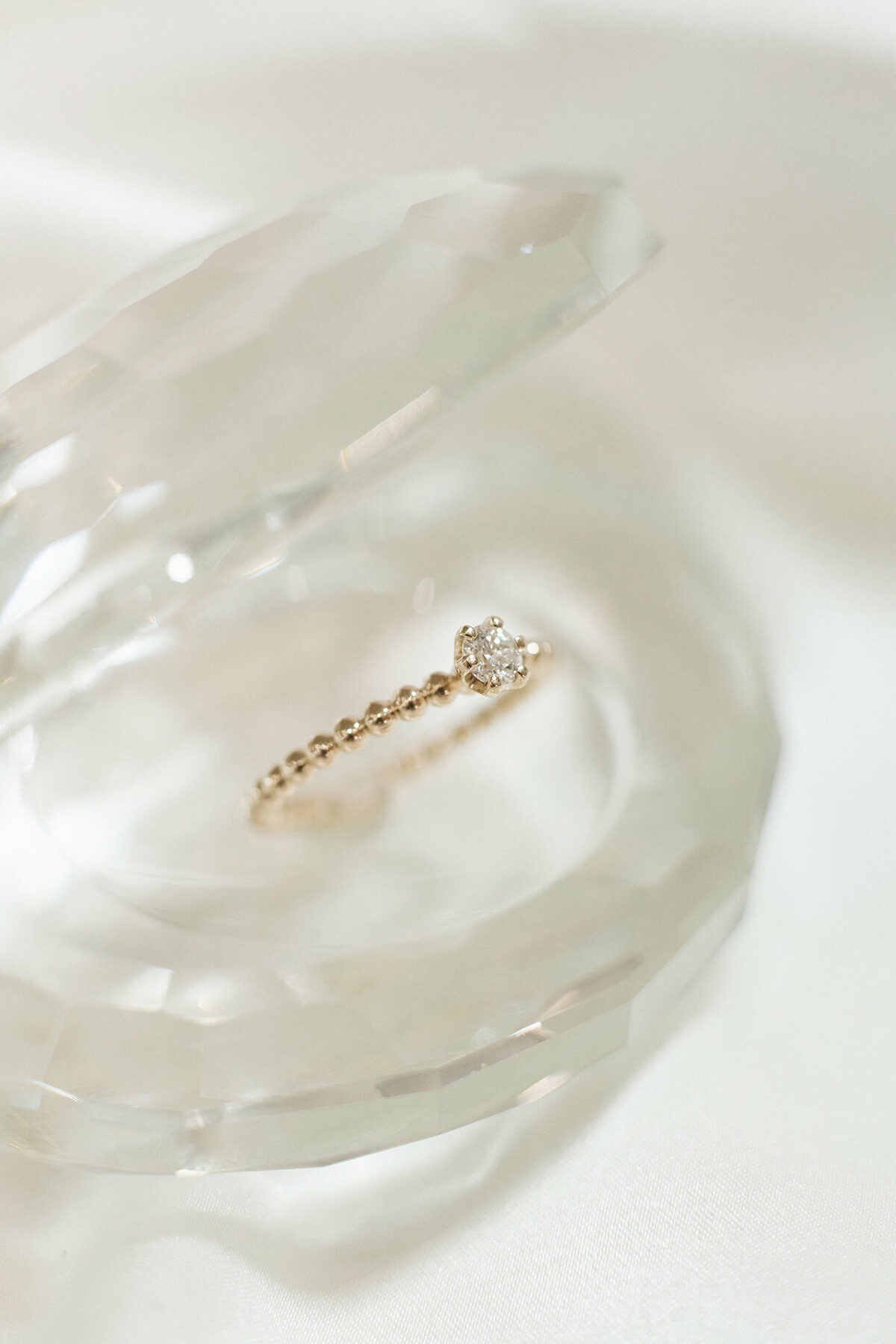 Goldcircus-Bubble-Crown-Ring-020ct-585Gelbgold-01