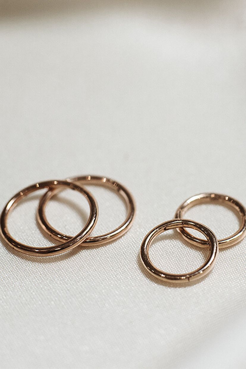 Goldcircus Mini Pure Creolen in 585 Gelbgold