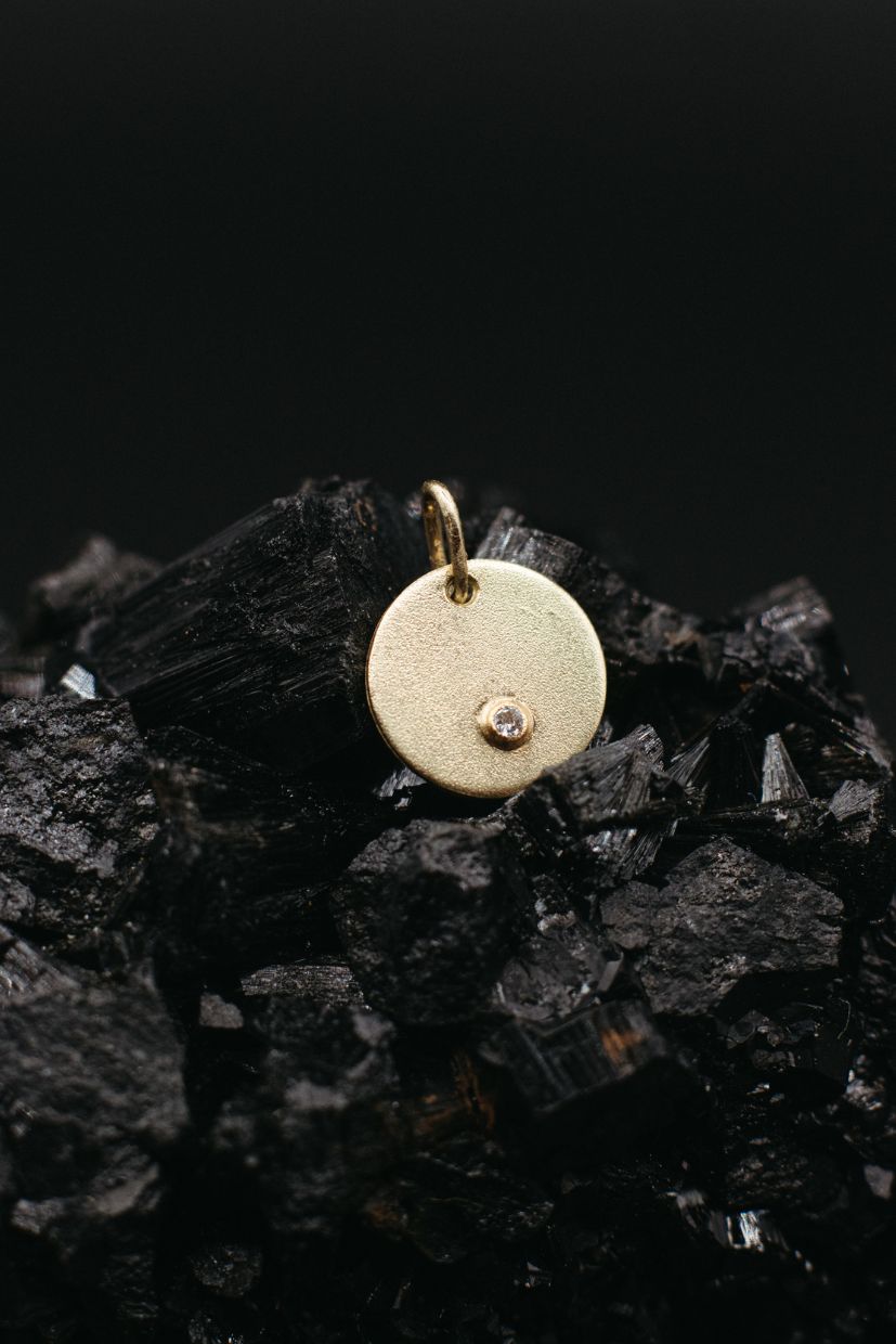 Sparkle Plate Anhänger aus 585 Gelbgold und 0.01ct